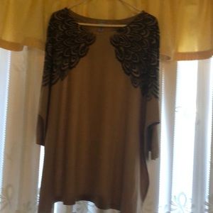 Women 4x blouse